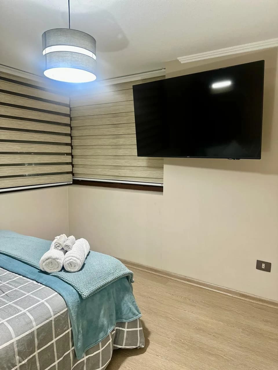 Lindo y Central Departamento 8